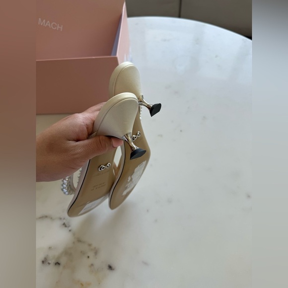 NWT Mach & Mach - Exclusive Sirène Pearl-Embellished Leather Thong Mules - Picture 7 of 11